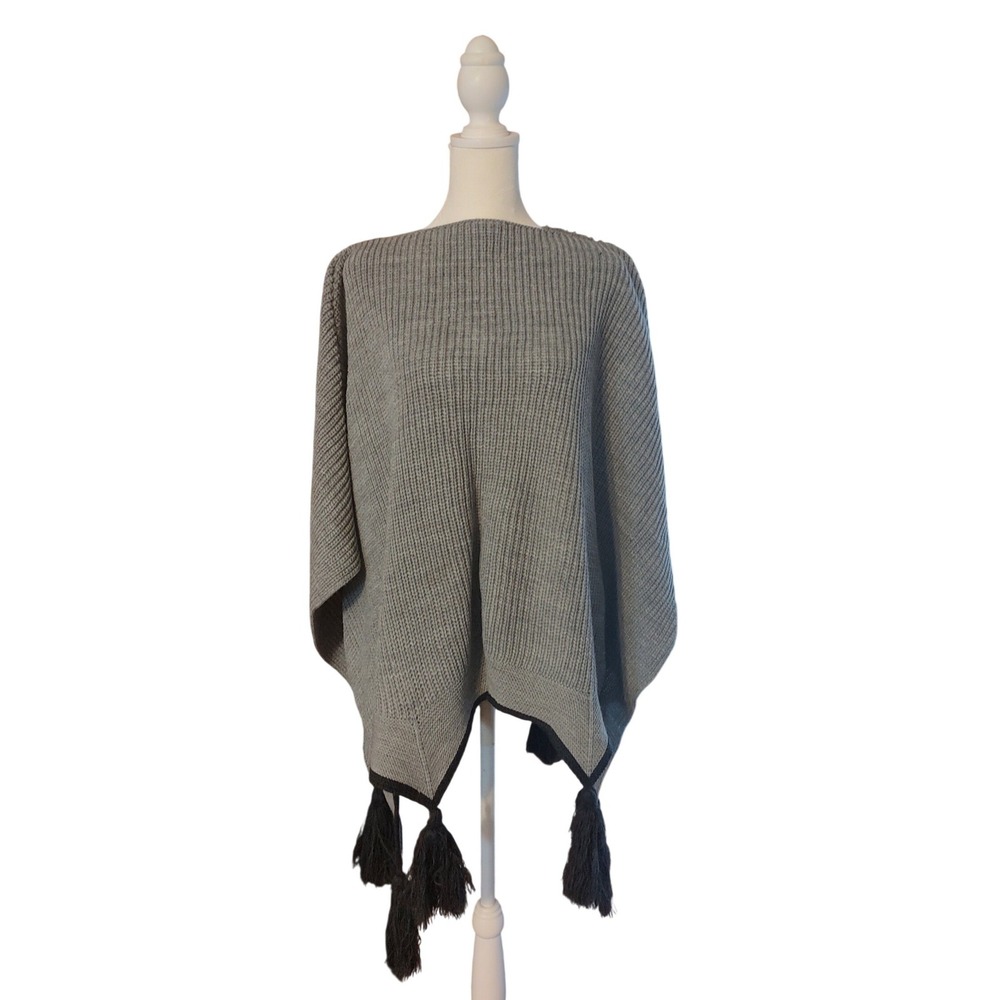 Vince Camuto Women Gray Knit Tunic Poncho Sweater Tassels One Size